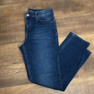 Old Navy women’s mid rise wow boyfriend Dark Blue Straight Jeans size 6